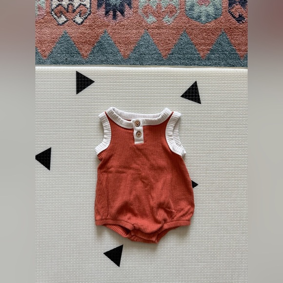Cat & Jack|Baby gender neutral soft ribbed bubble romper in burnt Orange•••NB - Picture 2 of 5